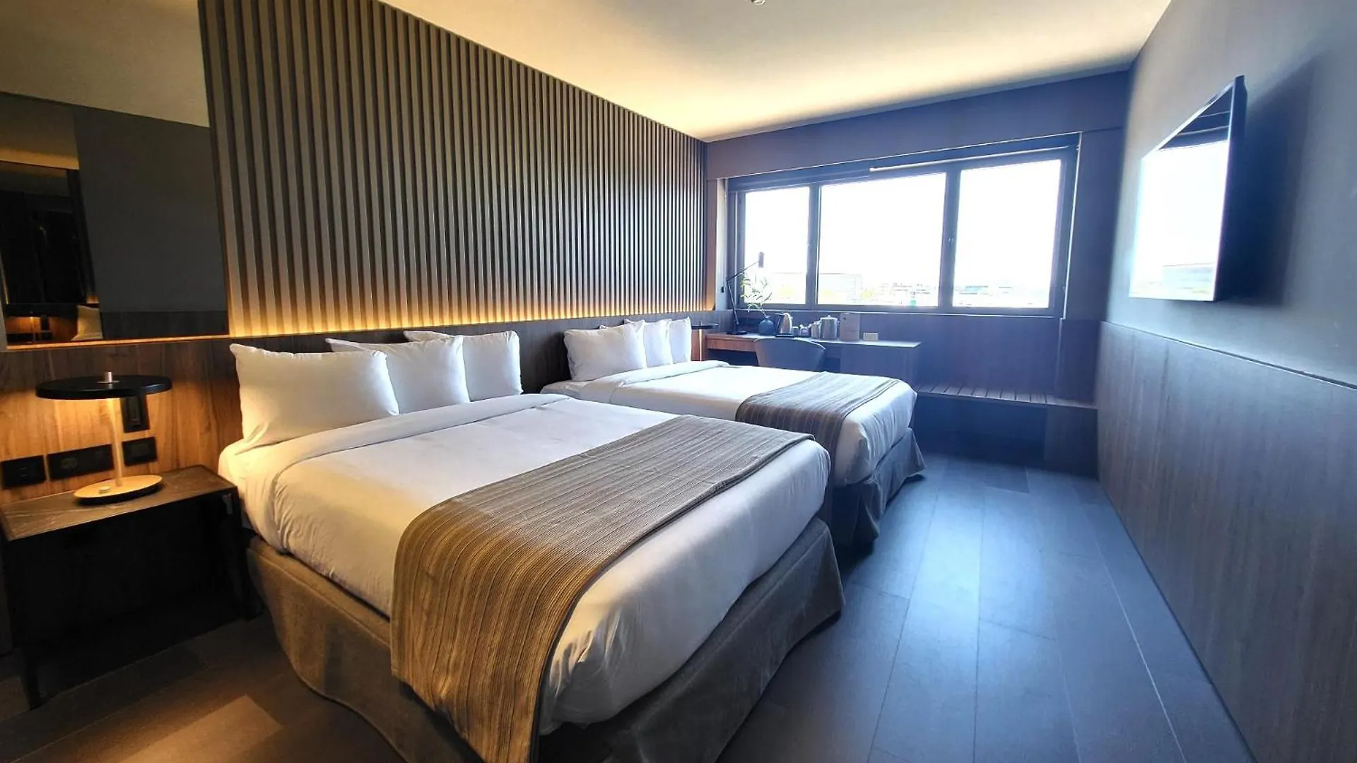 Bah Barcelona Airport Hotel Эль-Прат-де-Льобрегат 4*,  Испания