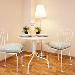 https://malaga-center-flat-mezquitilla.1costadelsol.com